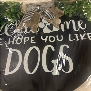 BLACK AND WHITE DOOR WREATH.